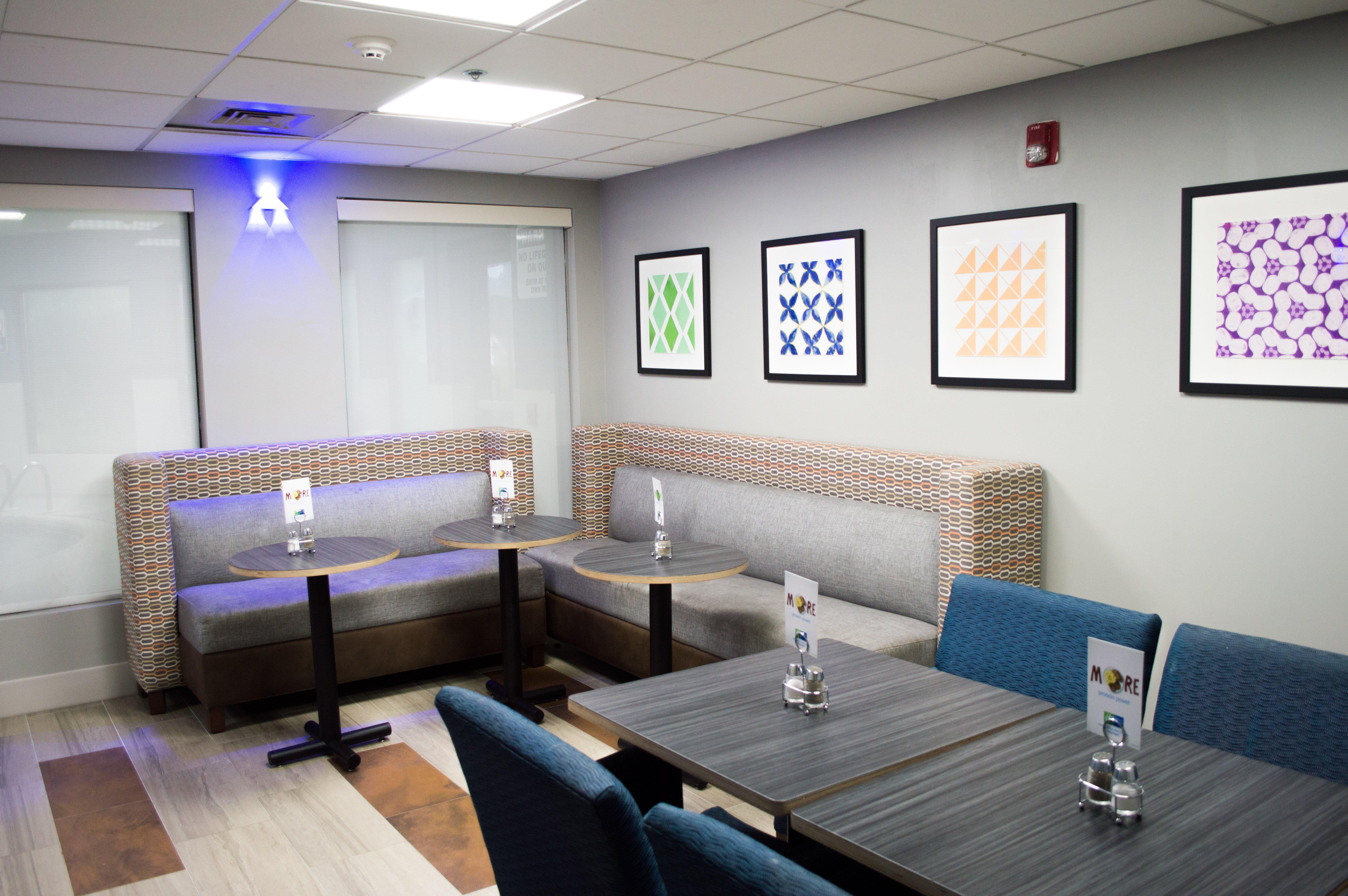 Holiday Inn Express Hershey-Harrisburg Area By Ihg Exterior photo
