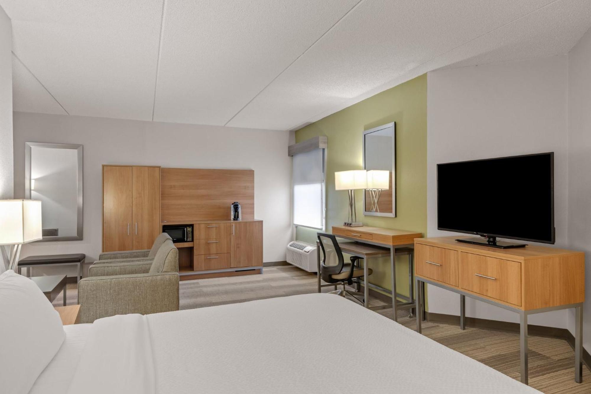 Holiday Inn Express Hershey-Harrisburg Area By Ihg Exterior photo